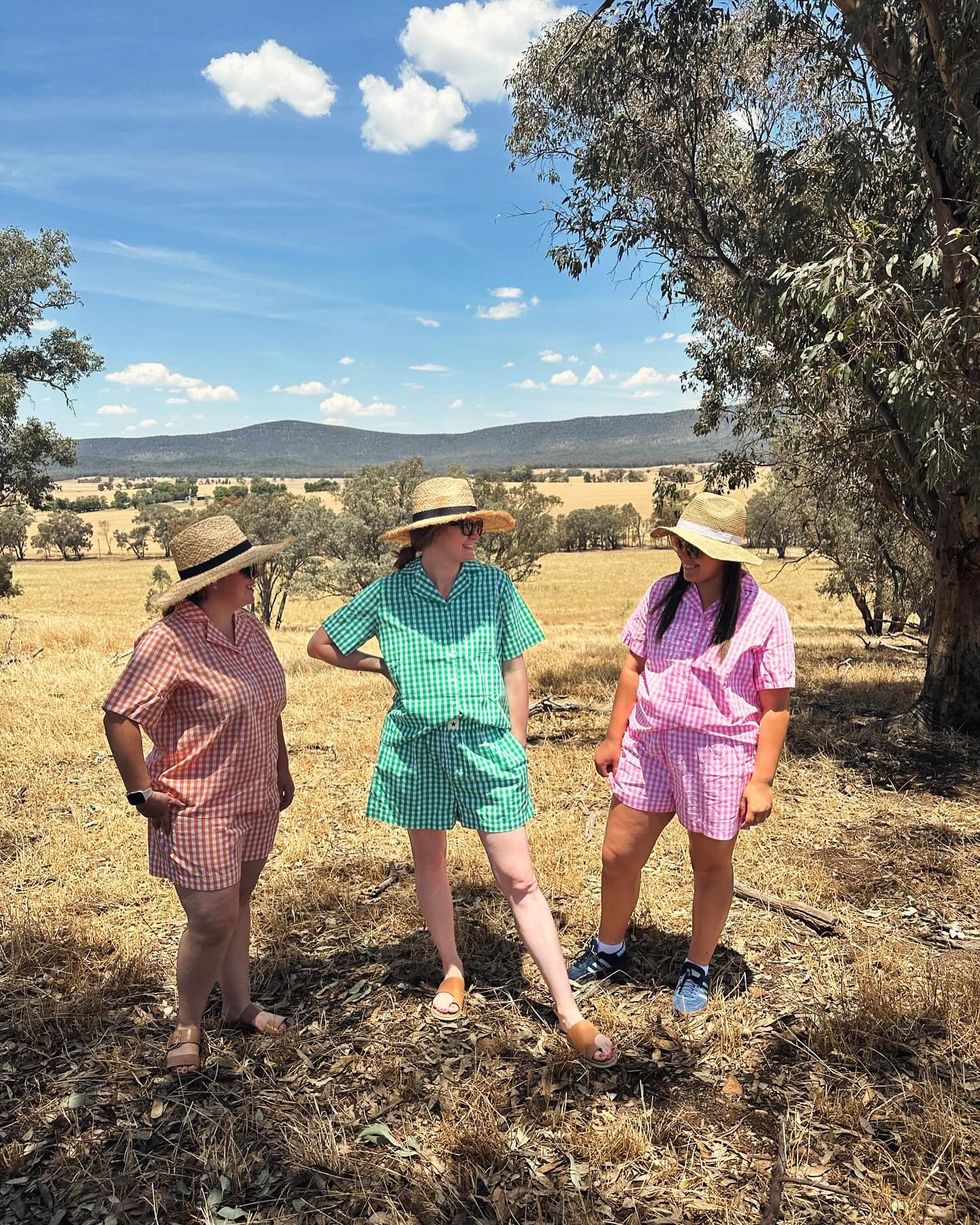 Holiday Life Stay In Bed Women's Pyjama Set