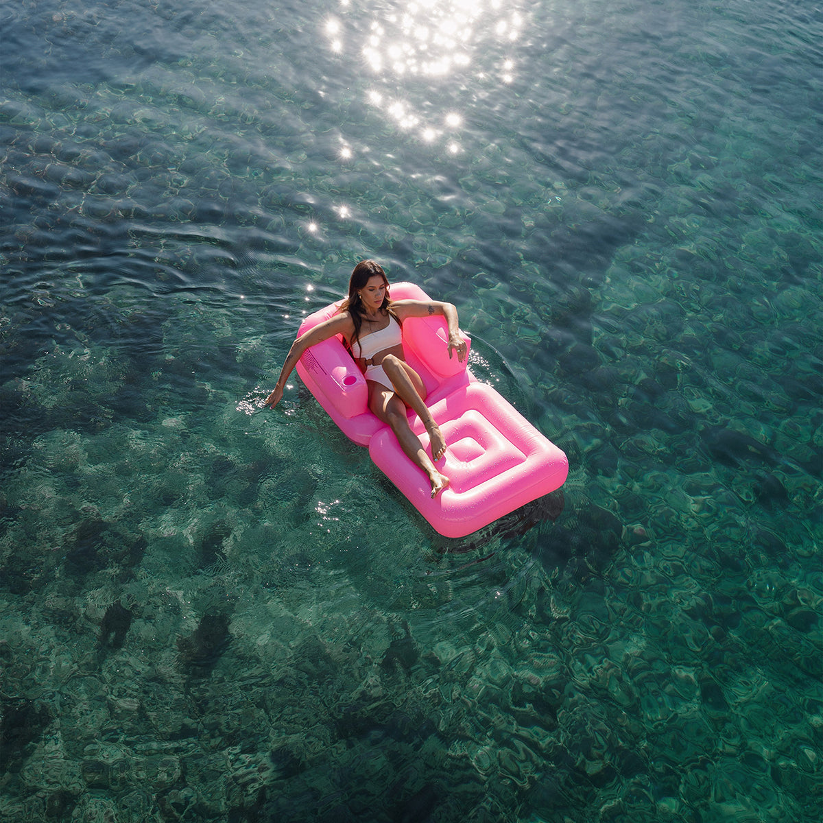 Sunnylife Inflatable Lilo Chair in Neon Pink
